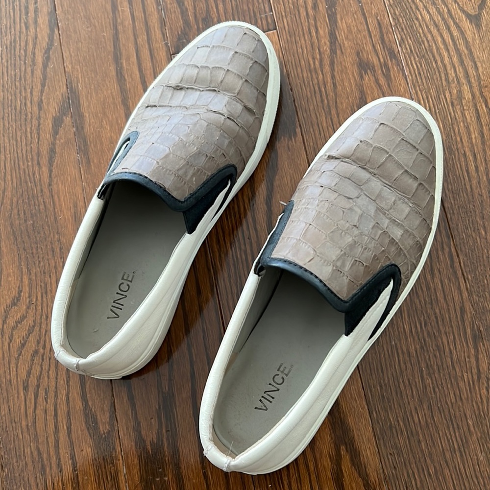 Vince slip on sneakers